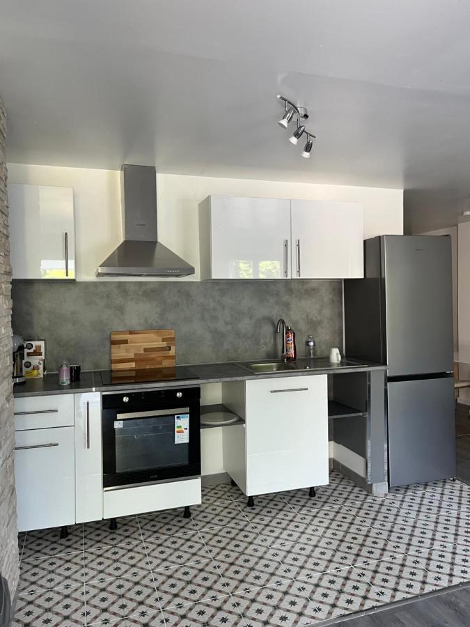 Superbe Appartement Au Bord Du Canal De St Quentin Сен-Кантен Экстерьер фото